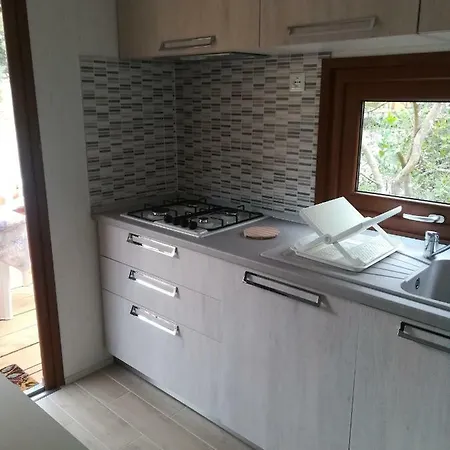 Lacona 4*