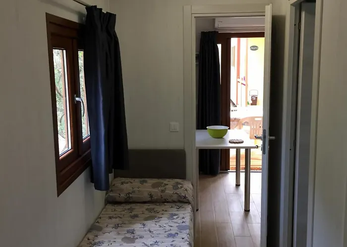 Camping Lacona كابوليفيري