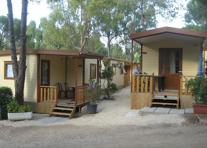 منتزه العطل Camping Lacona كابوليفيري