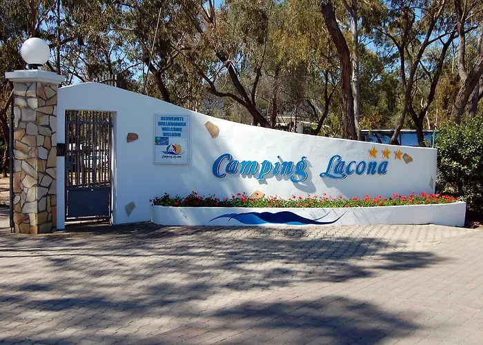 Camping Lacona منتزه العطل كابوليفيري